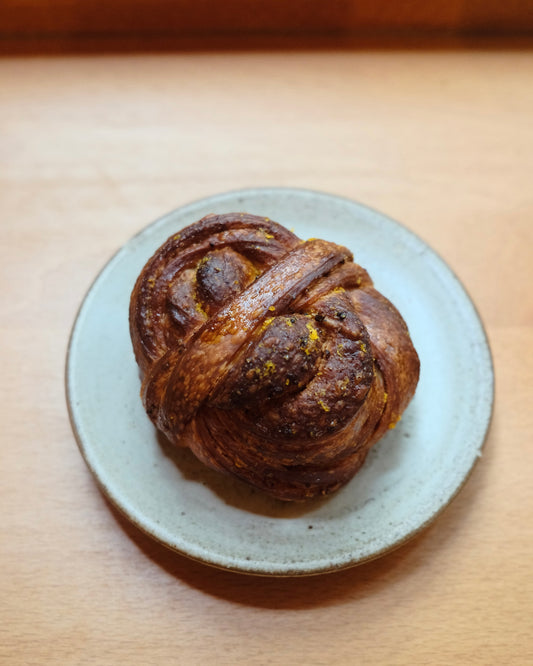 Cardamom bun